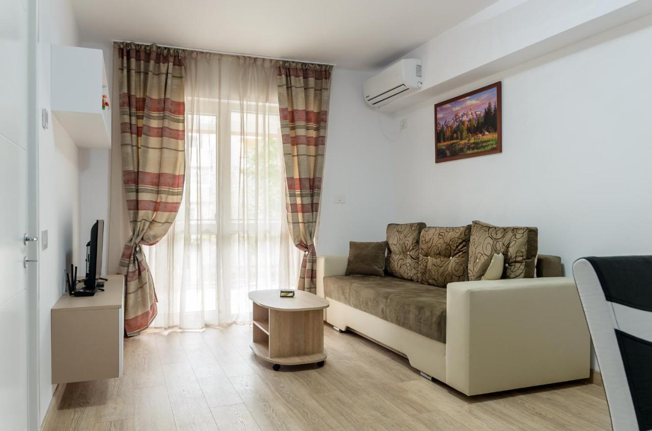 Luxury Apartments Newton By Glam Iasi Luaran gambar