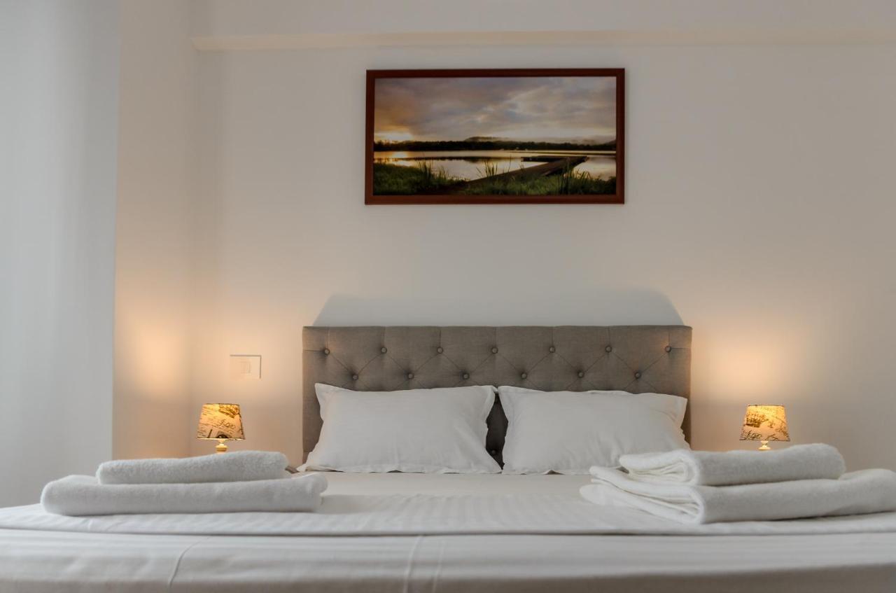 Luxury Apartments Newton By Glam Iasi Luaran gambar