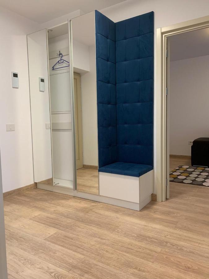 Luxury Apartments Newton By Glam Iasi Luaran gambar