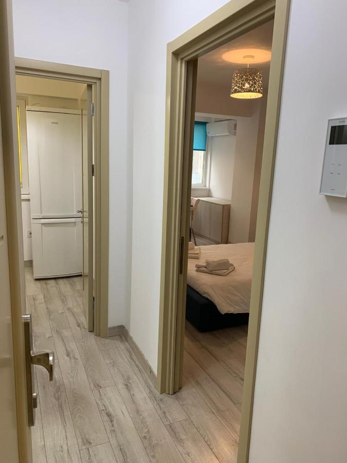 Luxury Apartments Newton By Glam Iasi Luaran gambar