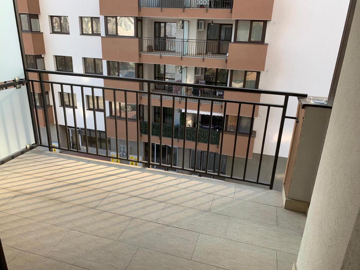 Luxury Apartments Newton By Glam Iasi Luaran gambar