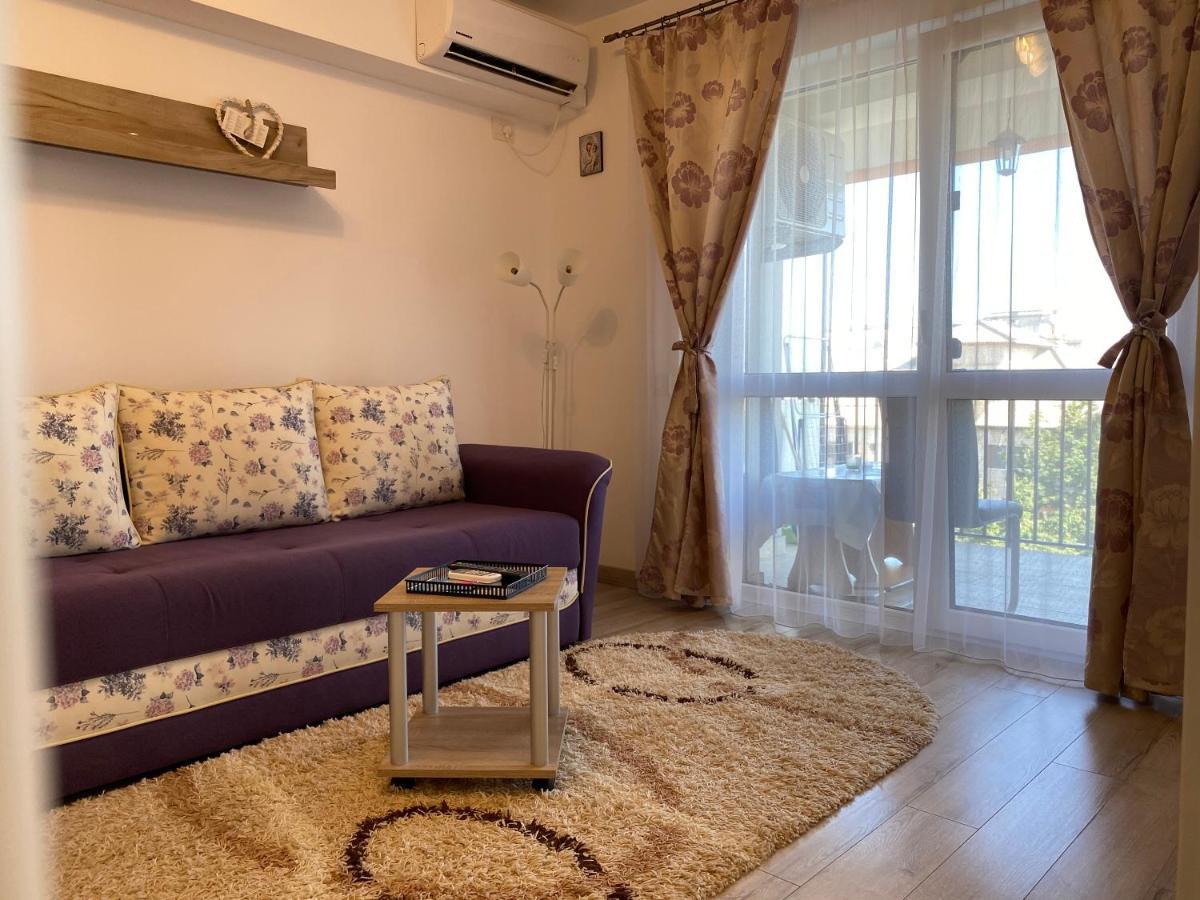 Luxury Apartments Newton By Glam Iasi Luaran gambar